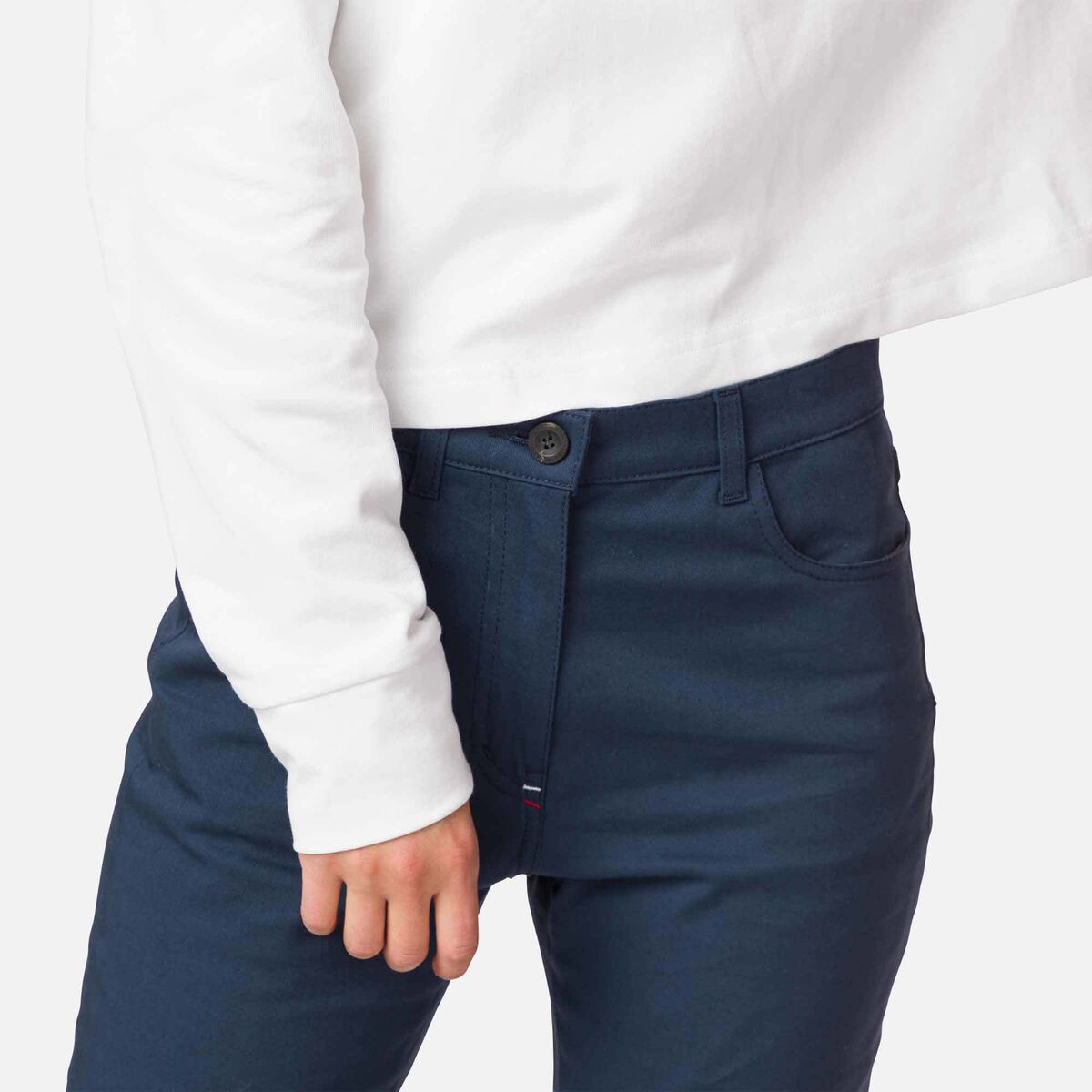 Pantalones chinos ajustados de algodón orgánico para mujer